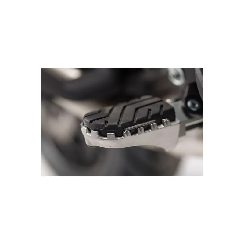SW MOTECH ION Fußraste für Husqvarna Norden 901 22–24 Begrenztes Angebot