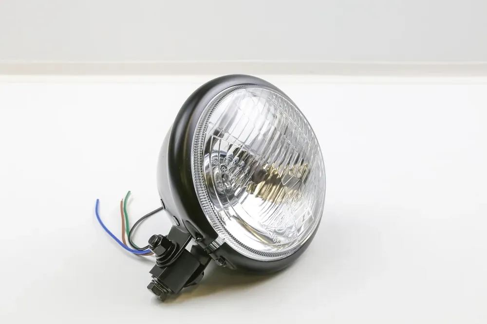 Sonderangebot Halogen-Scheinwerfer Bates 5 3/4 Zoll schwarz matt, Befestigung unten